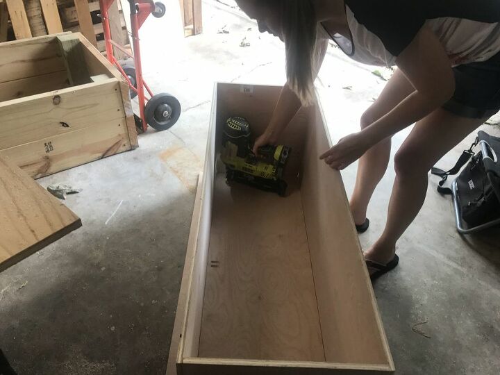 how to bulild a storage chest