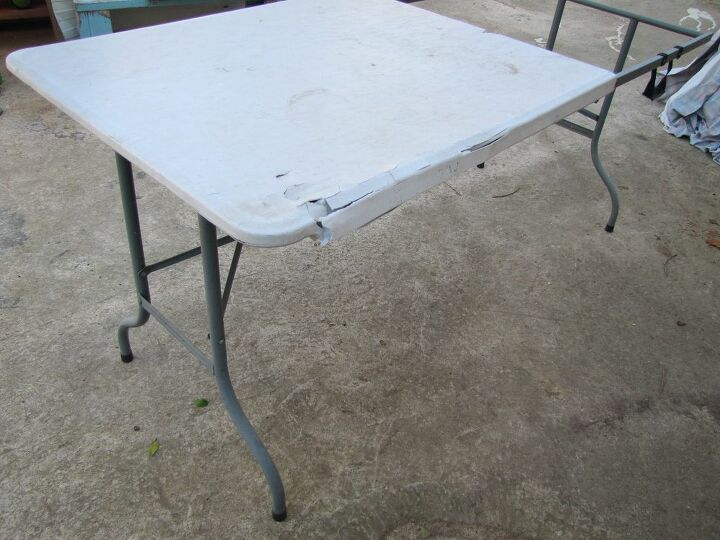 upcycle plastic folding table