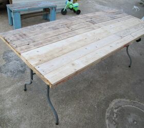 Upcycle Plastic Folding Table