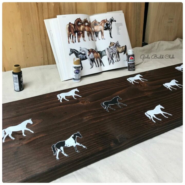 banco de caballo pintado diy
