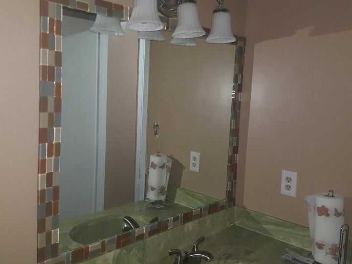 q decorate mirror with glass tile