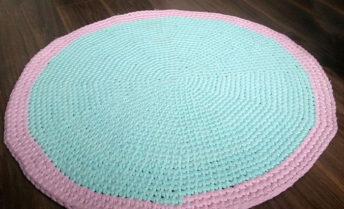 a perfect circle crochet t shirt yarn rug