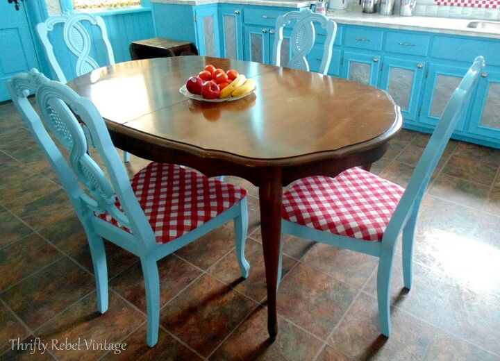 vinyl tablecloth kitchen table makeover