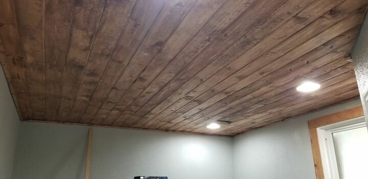 beadboard ceiling