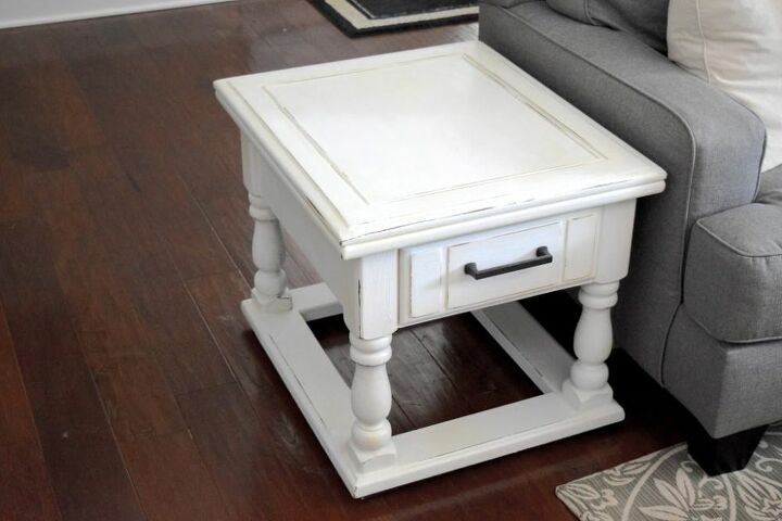 how to chalk paint your furniture give it a distressed look