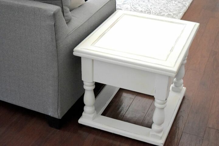 how to chalk paint your furniture give it a distressed look