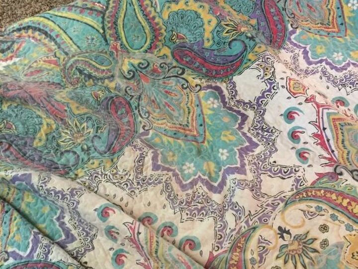 q how do i clean my comforter