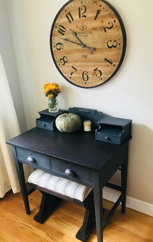 s 29 work spaces that make us wish we were going back to school, A desk refinished beautifully with chalk paint