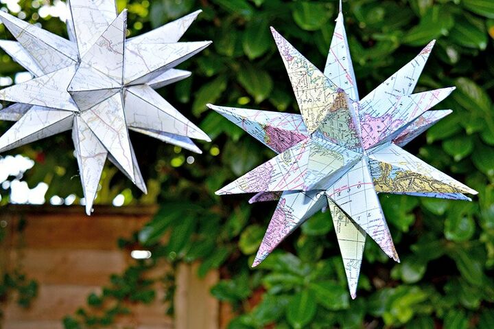 s 15 creative ways to use maps for stunning home decor, Fabulous 3D map stars
