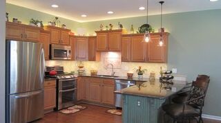 5 Top Wall Colors For Kitchens With Oak Cabinets Hometalk