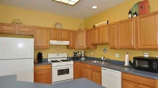 5 Top Wall Colors For Kitchens With Oak Cabinets Hometalk