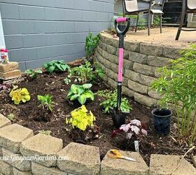 how to transform a small garden area
