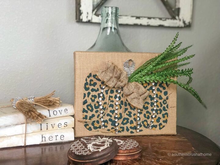 decoracin de otoo con calabazas de leopardo