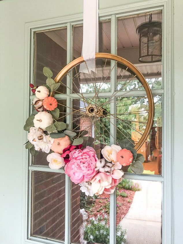Finally September 25 Gorgeous Ways To Let Everyone Know That It's Finally September ...