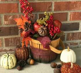 25 gorgeous ways to let everyone know that it s finally september, Fun and festive fall centerpiece