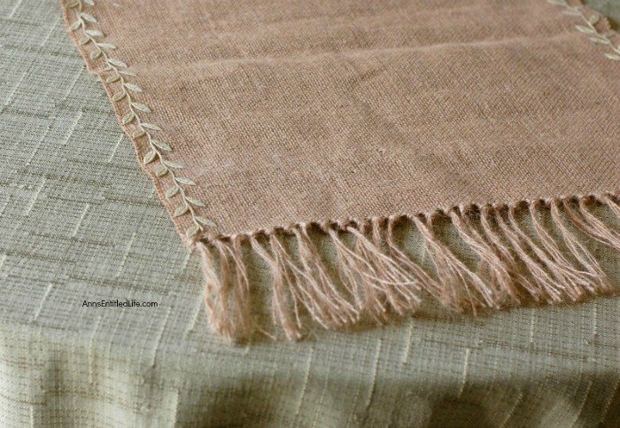 camino de mesa de arpillera sin coser