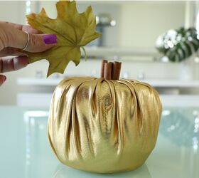 how to make a pumpkin with toilet paper