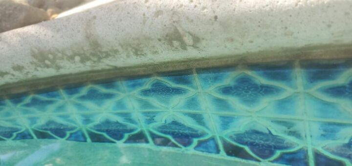 q clean grout in pool