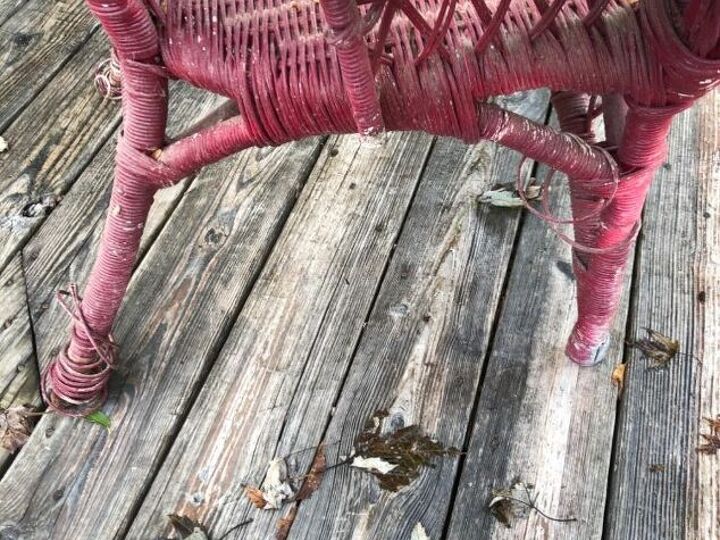 q how do i repair this wicker chair
