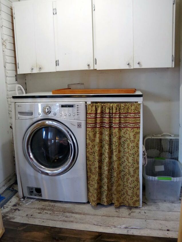 mantenha as coisas organizadas com essas idias de armrios de lavanderia, Revela o da minha lavanderia como uma linda toalha de mesa come ou tudo