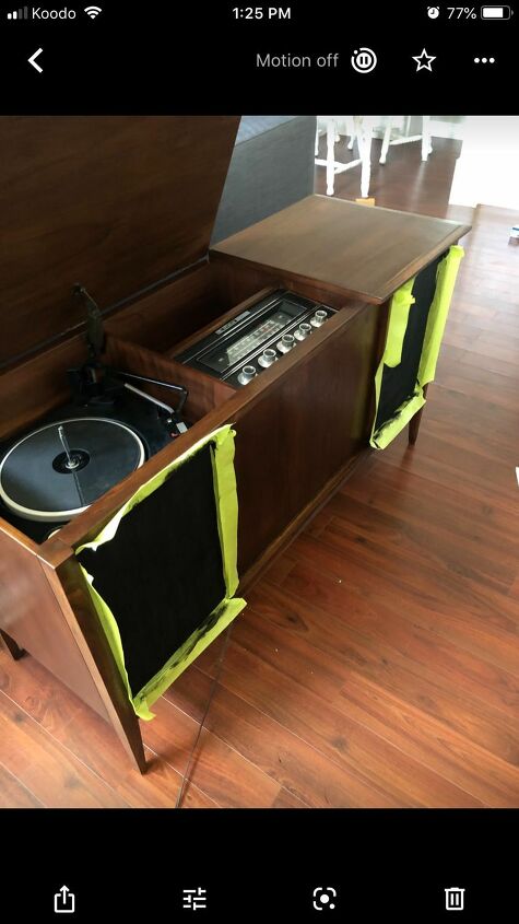 how i updated speaker fabric with paint