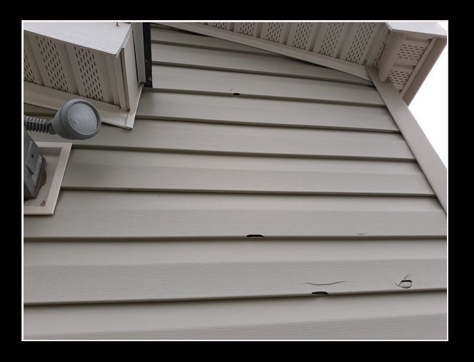 Repairing A Hole In Vinyl Siding Youtube