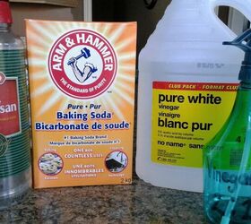 cleaning kitchen with vinegar