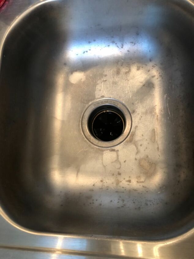 q clean a stainless steel sink