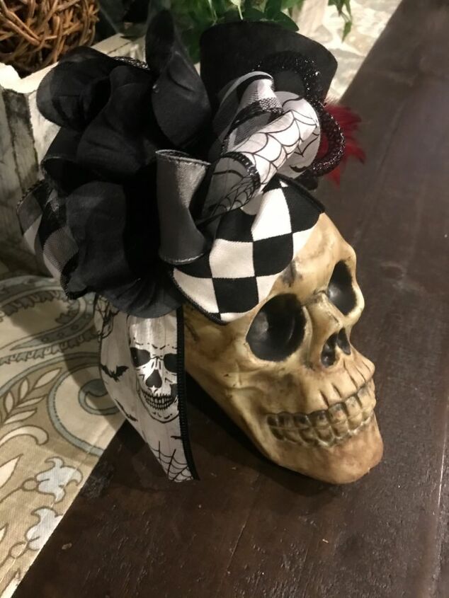 dollar store diy skull arrangement