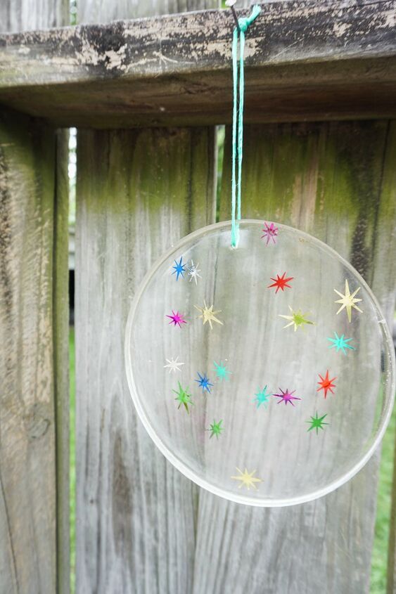 18 epoxy resin projects anyone can do so in right now, Try a resin suncatcher