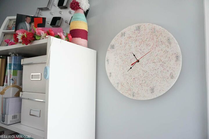 18 epoxy resin projects anyone can do so in right now, This sparkly resin clock will brighten up any room