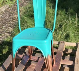 easy ombre effect with spray paint on a metal garden chair