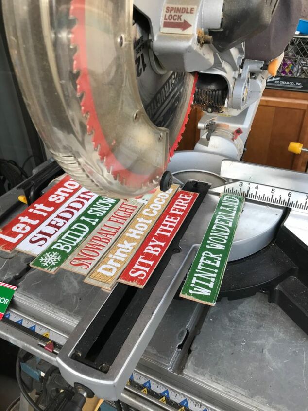 How To Make A Dollar Store Christmas Diy Hometalk