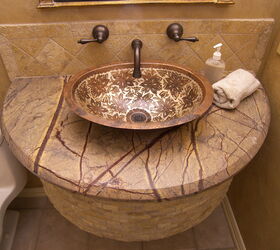 transforme un aburrido lavabo de bao con estos emocionantes diseos, 17 Fregadero de cobre sobre tapa de m rmol