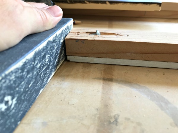 how to build a wood laundry table
