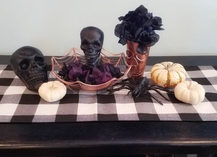 quick and easy dollar store halloween decor