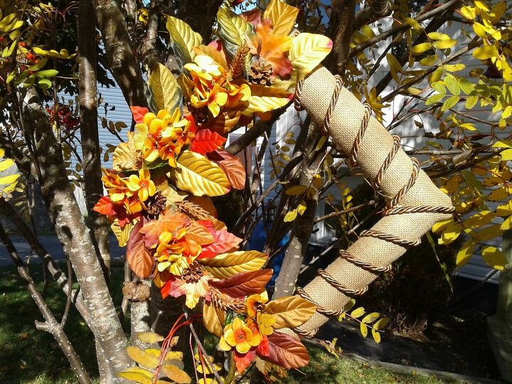 burlap pool noodle wreath new design, Shades of Fall Leaves