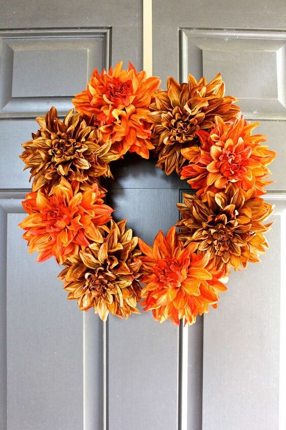 q fall wreath