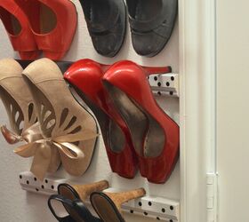 18 ideas para guardar los zapatos en la entrada que podran transformar su pasillo, 18 A adir un zapatero a la pared