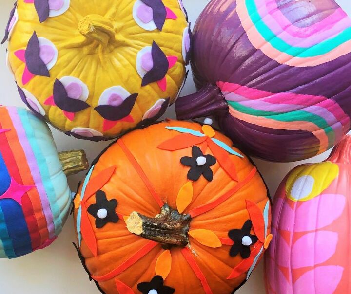 s 30 pumpkin projects for people that are totally obsessed with pumpkins, Easy 70 s style pumpkins