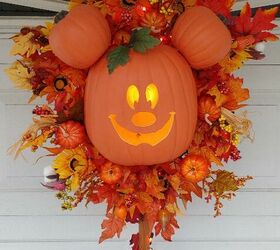 s 30 pumpkin projects for people that are totally obsessed with pumpkins, Mickey Mouse Halloween pumpkin wreath