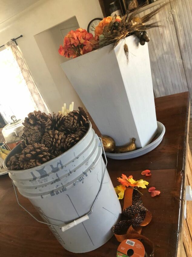 recycling items for fall foliage planter, Pine cones