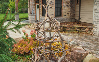 How to Build Garden Obelisk Trellis With Branches and Twigs