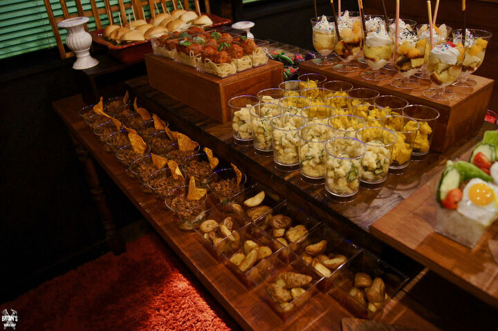 How to Create a Rustic Food Display DIY | Hometalk