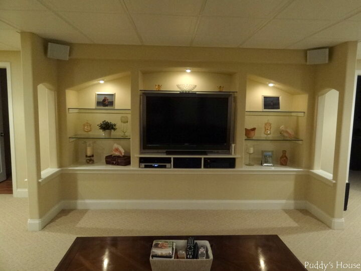 19 brilliant ways to organize a basement, 19 Build Cabinets and a Bar