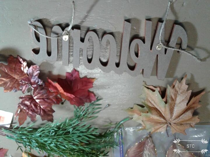 ruffled burlap ribbon wreath for fall, Preparing the Sign to Hang