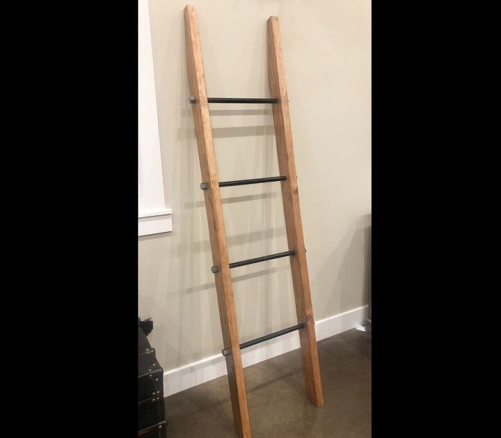 How To Make A Pipe Rung Blanket Ladder Diy Hometalk - Diy Blanket Ladder With Pipe