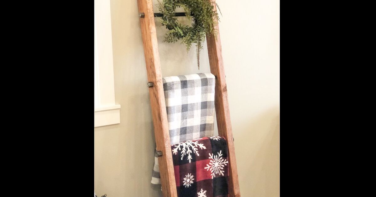 How to Make a Pipe Rung Blanket Ladder DIY | Hometalk