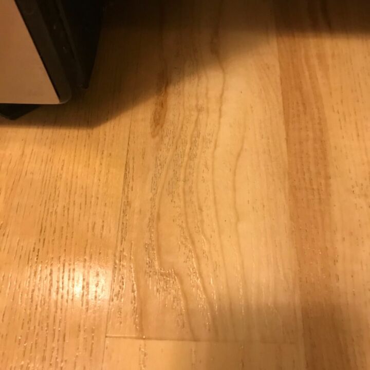 Grooves In Vinyl Flooring, How To Remove Stains From Vinyl Floor Tiles