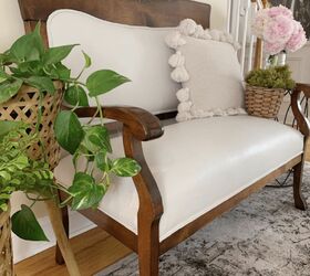How to Paint Upholstery Fabric With Chalk Paint
